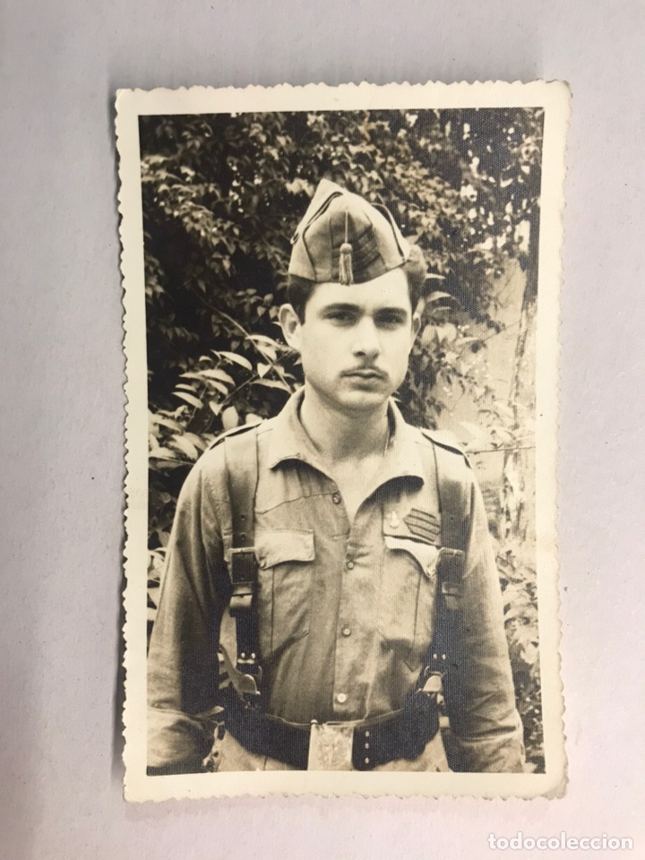 Militaria: MILITAR. LEGIONARIO, Cabo Artillero de la legi&oacute;n, de peque&ntilde;o tama&ntilde;o (h.1950?)