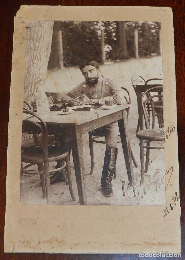 Militaria: FOTOGRAFIA ALBUMINA DE MILITAR DE CABALLERIA, FECHADA EN 1902 CON FIRMA Y DEDICATORIA, MIDE 23 X15 C