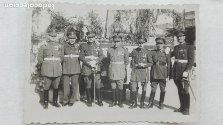 Military Antiques: DIVISI&Oacute;N AZUL : FOTO BRIGADA EX DIVISIONARIO CON PARCHE