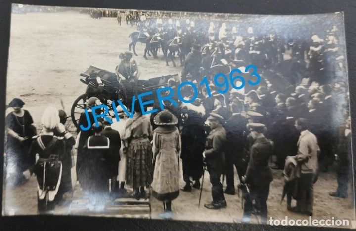 Militaria: SEVILLA,1922,LA REINA VICTORIA ACTOS ENTREGA BANDERA A LOS REGULARES DE LARACHE,HISTORICA