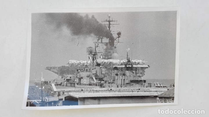Militaria: FOTO DE UN BARCO DE GUERRA, PORTAAVIONES. 1967 ... 12 X 18 CM