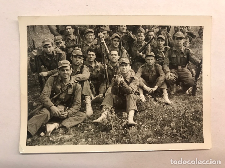 Militaria: MILITAR. Fotograf&iacute;a Original, D&iacute;a de Tiro en el Campamento. Fotograf&iacute;a para el recuerdo (h.1960?)