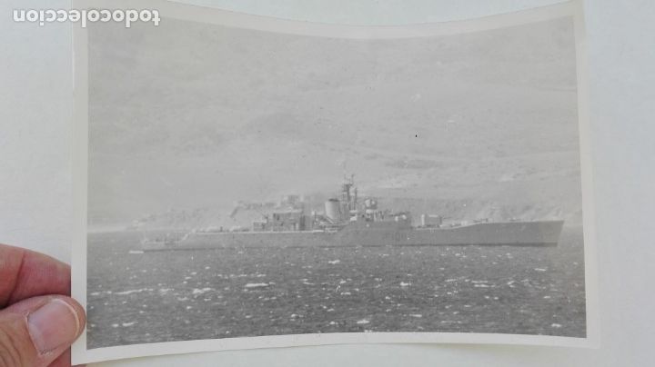 Militaria: FOTO DE BARCO DE GUERRA MATR&Iacute;CULA F - 106 ... 11,5 x 18 CM