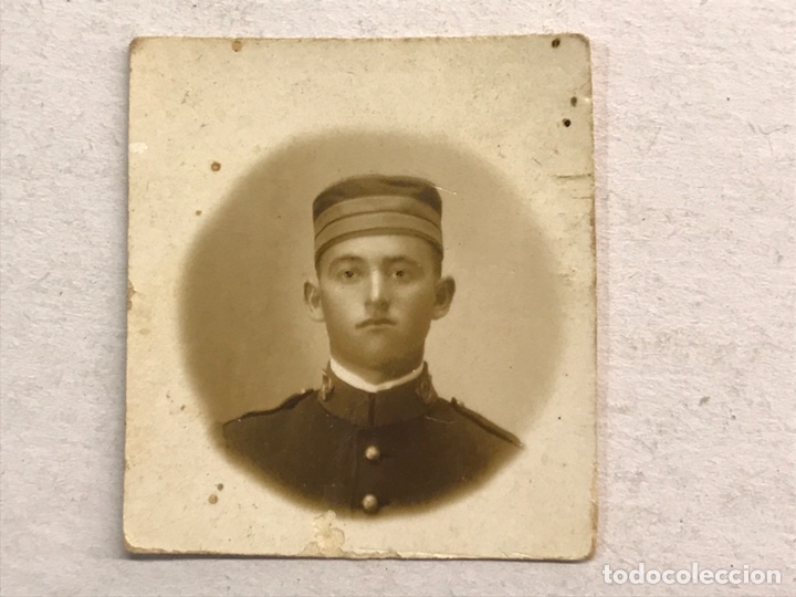 Militaria: MILITAR. Fotograf&iacute;a antigua. J. Beringola. Soldado del ej&eacute;rcito espa&ntilde;ol, (h.1890?)