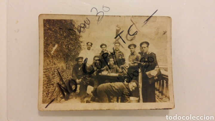 Militaria: GRUPO DE MILITARES MARINEROS.