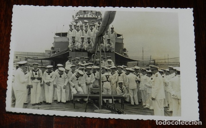 Military Antiques: FOTO POSTAL DE LA TRIPULACION DE BARCO DE LA MARINA DE GUERRA ESPA&Ntilde;OLA, NO CIRCULADA.