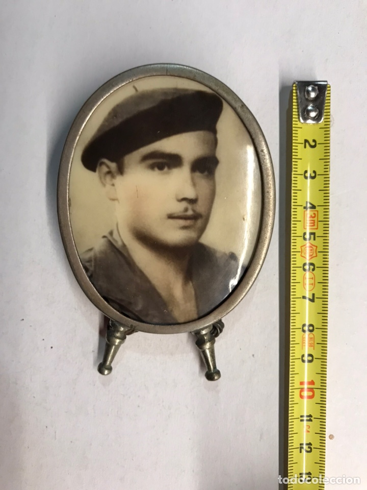 Militaria: MILITAR. Fotograf&iacute;a antigua Miliciano?, Portaretratos antiguo, recuerdo familiar (h.1934?)