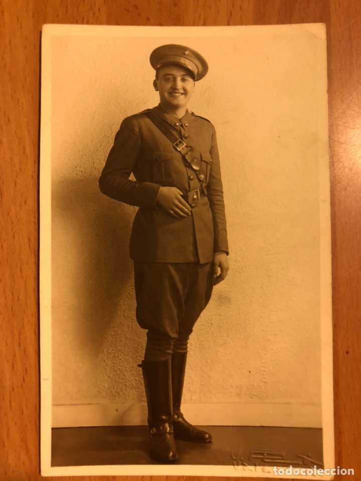 Military Antiques: Antigua foto de militar.v rex valencia