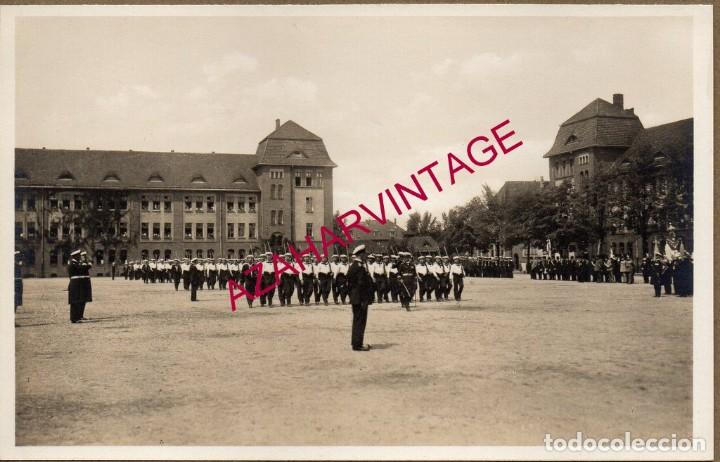 Militaria: ALEMANIA, ANTIGUA FOTOGRAFIA, PARADA MILITAR, MARINEROS,14X9 CMS