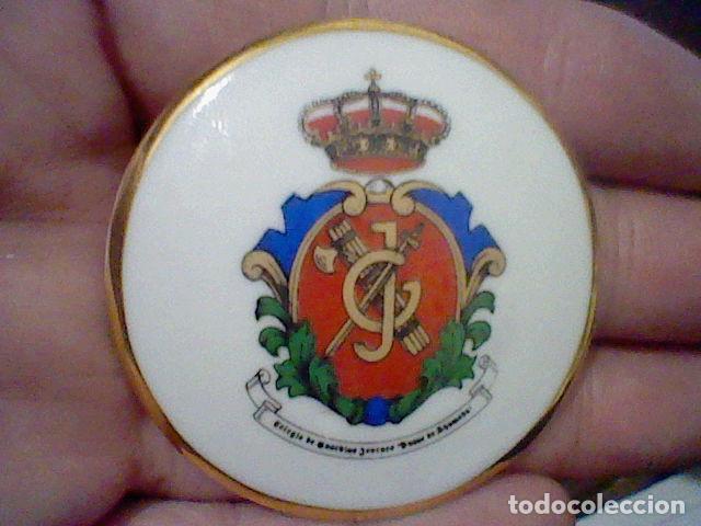 Militaria: GUARDIA CIVIL PLACA CER&Aacute;MICA GUARDIAS JOVENES DUQUE AHUMADA 5 CMS DIAMETRO
