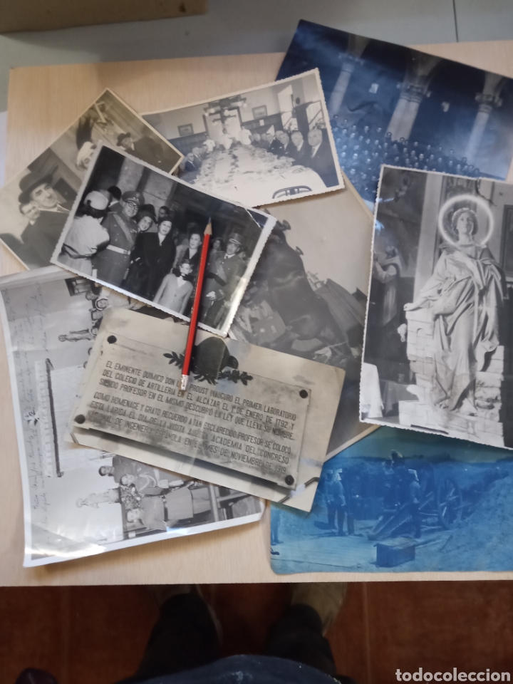 Military Antiques: Militares. 9 fotograf&iacute;as.