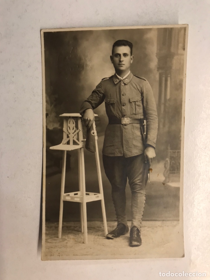 Militaria: MILITAR. Fotograf&iacute;a Suboficial del Ej&eacute;rcito de Tierra con Sable. Infanter&iacute;a (a.1928)