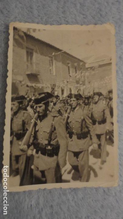 Militaria: ANTIGUA FOTOGRAFIA.DESFILE GUARDIA CIVIL.FOTO AMATE.JAEN.