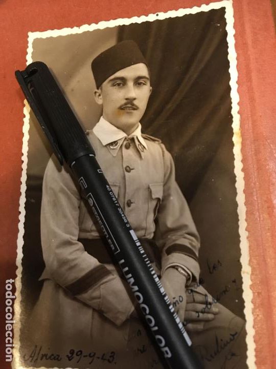 Militaria: Foto de soldado en Africa 29 septiembre 1943, firmada 8,5 x 13,5 cms