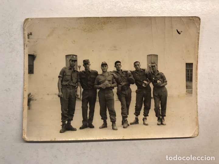 Militaria: MILITAR. Fotograf&iacute;a Original, Historias de la Mili... (h.1960?) Medidas: 10,5 x 7,5 cm.,