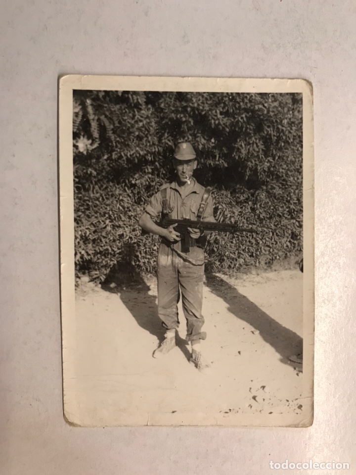 Military Antiques: MILITAR. Fotograf&iacute;a Original, Historias de la Mili... (h.1960?) Medidas: 10,5 x 7,5 cm.,
