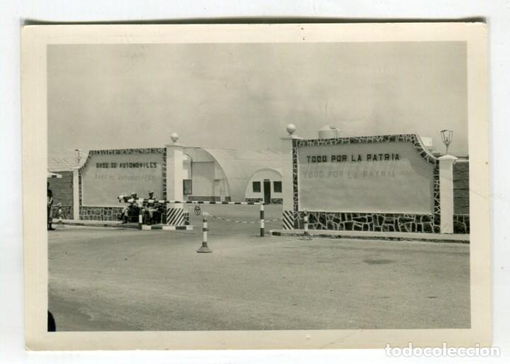Militaria: AFRICA CUARTEL MILITAR ESPA&Ntilde;OL (BASE DE AUTOMOBILES) A&Ntilde;OS 70 (FOTO 11 X 7,5 APROX)