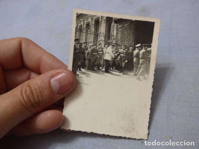 Militaria: * Antigua fotografia militar y policia armada de alto rango, a&ntilde;os 40, original. ZX