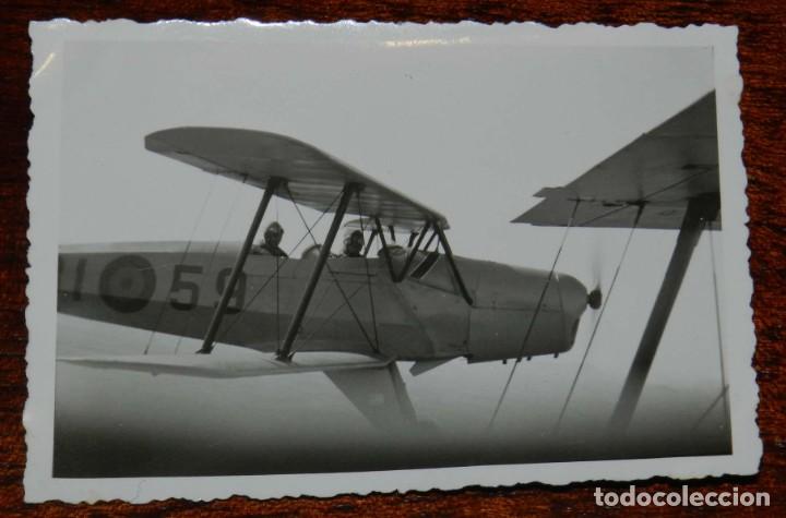 Militaria: FOTOGRAFIA DE AVION NACIONAL, PARECE UN CR32, EMPLEADO DURANTE LA GUERRA CIVIL, VUELO EN SAN JAVIER,