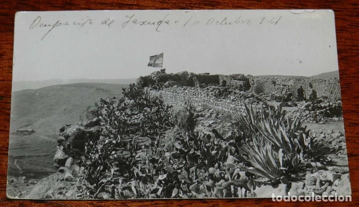 Militaria: FOTOGRAFIA DE  LA OCUPACION DE TAXUDA, 10 DE OCTUBRE 1921, RESTOS DE FORTIFICACIONES ROMANAS OCUPADA