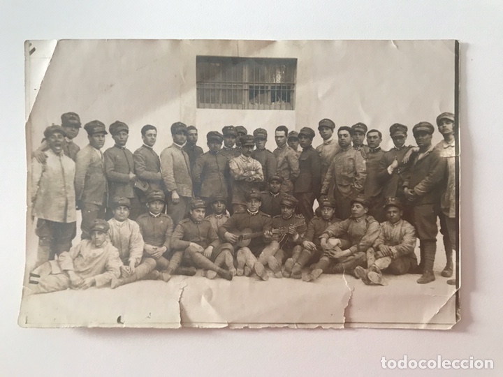 Militaria: MILITAR - ITALIA. La Italia Fascista de Benito Mussolini. Grupo de soldados. (Marzo de 1926)