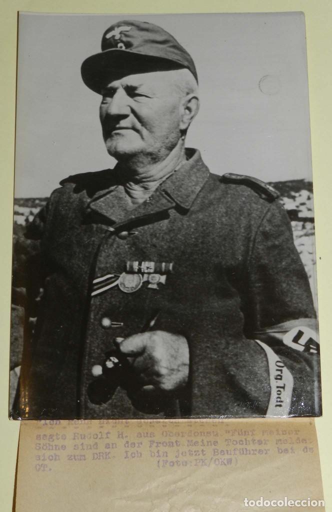 Militaria: FOTOGRAFIA DE LA II GUERRA MUNDIAL, OFICIAL RUDOLF H, CON VARIOS DE SUS HIJOS EN EL FRENTE, MIDE 18