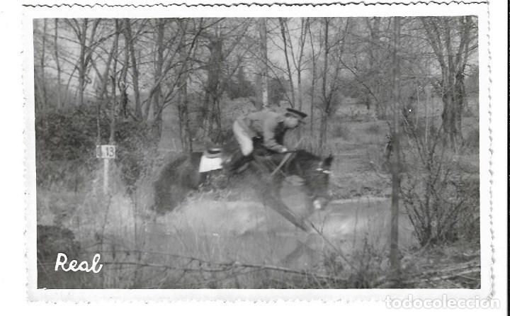 Militaria: AT50- EXTRAORDINARIAS FOTOGRAFIAS -C.CAMPO PRUEBA COMBINA-CABALLO-MAGNIFICENCE-FOTO-19- 3 -1.959