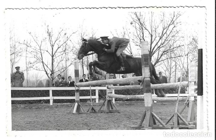 Militaria: AT50- EXTRAORDINARIAS FOTOGRAFIAS - CLUB DE .CAMPO-CABALLO- SALES  -FOTO-24- 2 -1.957