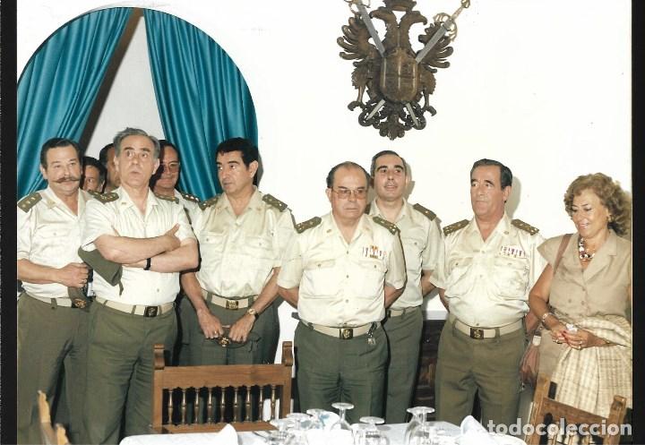 Militaria: AT50- FOTOGRAFIA DE -COMIDA CON LAS MUJERES MILITARES DE ALTA GRADUACION ESPA&Ntilde;OLES-POR IDENTIFICAR