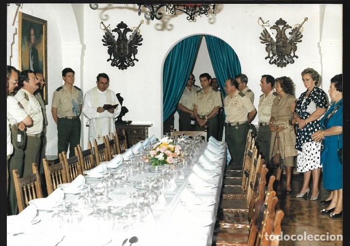 Militaria: AT50- FOTOGRAFIA DE -COMIDA CON LAS MUJERES MILITARES DE ALTA GRADUACION ESPA&Ntilde;OLES-POR IDENTIFICAR