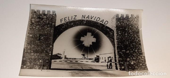 Militaria: ANTIGUA FOTOGRAFIA MILITAR DEL B.I.R - BIR N&ordm; 1 AAIUN SAHARA - LEGION ESPA&Ntilde;OLA - NAVIDAD A&Ntilde;OS 70