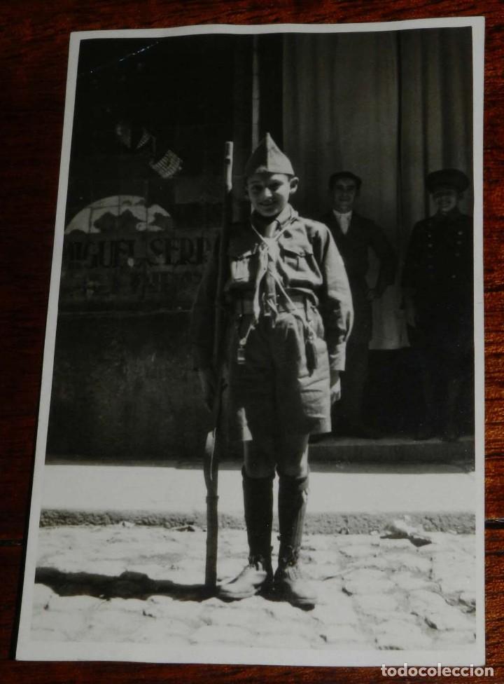 Military Antiques: FOTO POSTAL DE NI&Ntilde;O BOY SCOUTS, EXPLORADORES, ESCULTISMO, NO CIRCULADA.