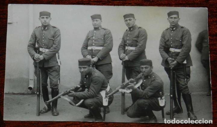 Militaria: FOTOGRAFIA DE MILITARES DEL CUERPO DE INGENIEROS, EPOCA DE ALFONSO XIII, MIDE 12 X 7,5 CMS.