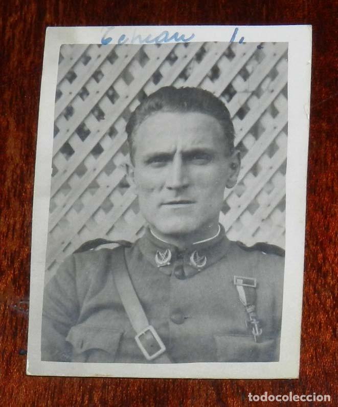 Militaria: FOTOGRAFIA DE SARGENTO DE REGULARES, TETUAN A&Ntilde;O 20, MIDE 5 X 3,5 CMS.