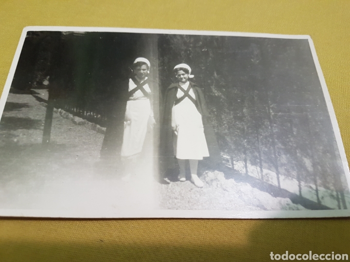 Militaria: Fotograf&iacute;a postal enfermeras republicanas guerra civil