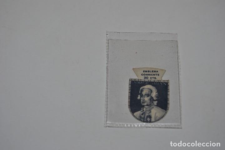 Militaria: EMBLEMA CORRIENTE 30 CTS JORGE JUAN Y SANTA