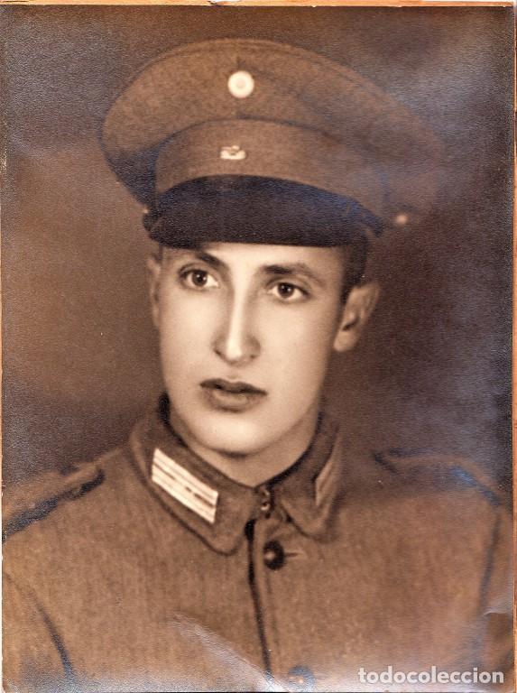 Militaria: Foto de estudio sobre cart&oacute;n de soldado argentino, a&ntilde;os 40 siglo XX - CLC