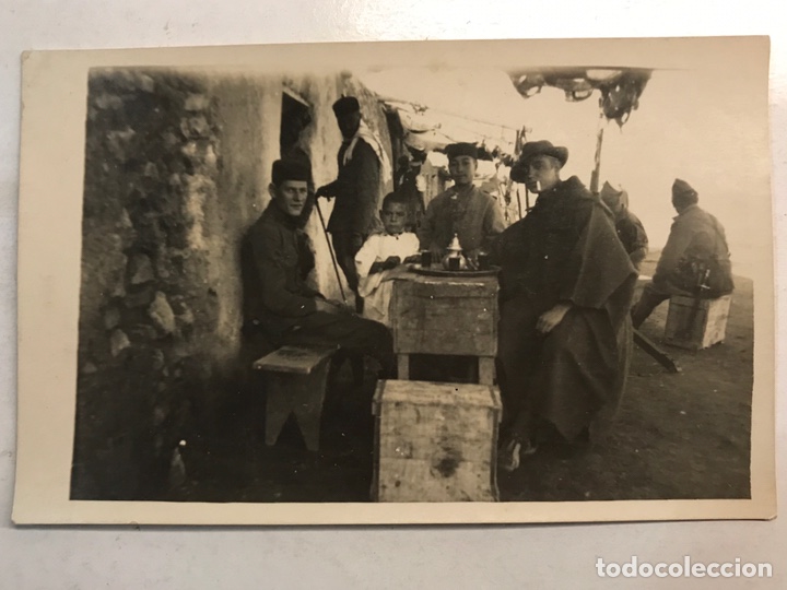 Militaria: LA BATALLA DEL RIF. Fotograf&iacute;a Militar.., Soldados en tiempo de descanso ..., (h.1920?)