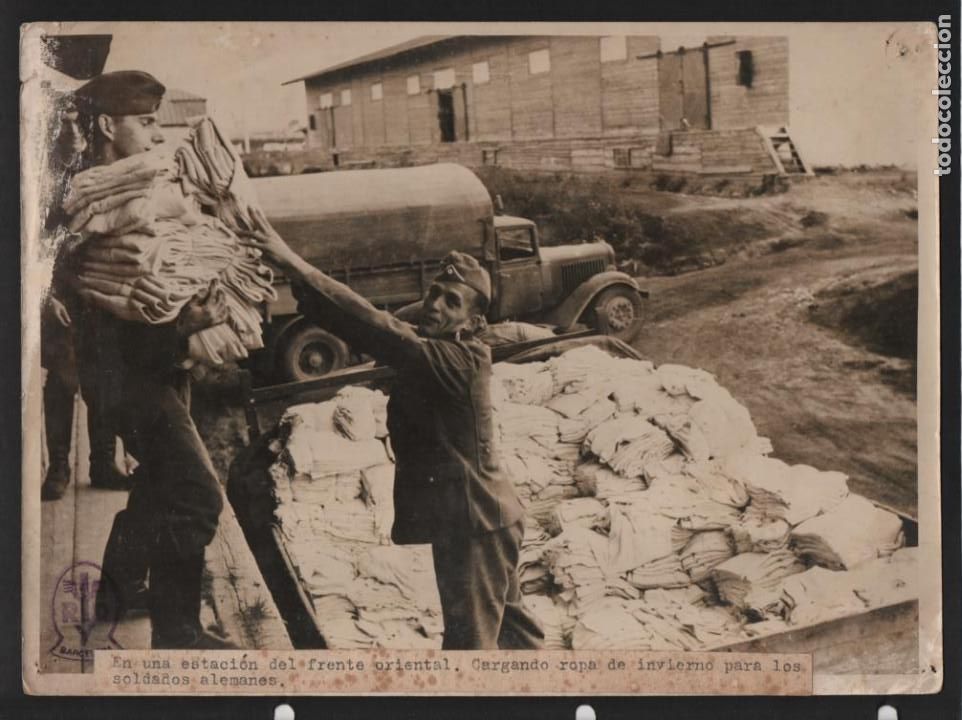 Military Antiques: MARCA FOTOGRAFIA DE R D Y -BARCELONA- TROPAS ALEMANAS AVANZANDO SOBRE U,SOVIETICA- MIDE: 24 X 18 C.M