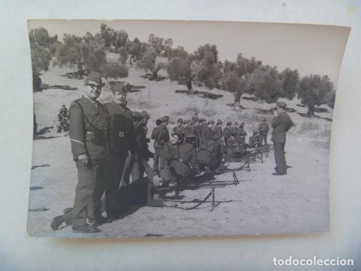 Military Antiques: GUARDIA CIVIL : FOTO DE GUARDIAS EN PRACTICAS DE TIRO, CON AMETRALLADORAS, ETC