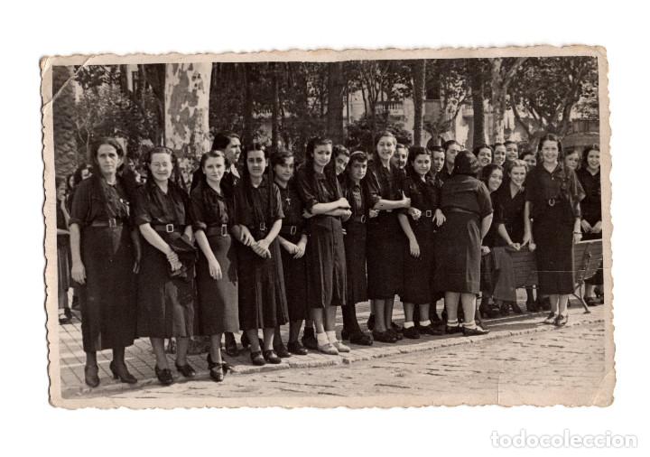 Militaria: CEUTA.- SECCIÓN FEMENINA DE FALANGE 1945. 8,5X13,5. - Foto 1 - 216851917