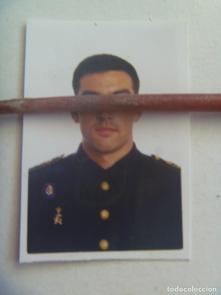 Militaria: ARMADA ESPA&Ntilde;OLA : FOTO DE CARNET DE MARINO, EMBLEMAS ESPECIALISTA SUBMARINISTA Y CASA REAL