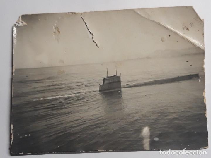Militaria: Antigua fotograf&iacute;a del Submarino B-6 iniciando la inmersi&oacute;n. A&ntilde;os 20/30