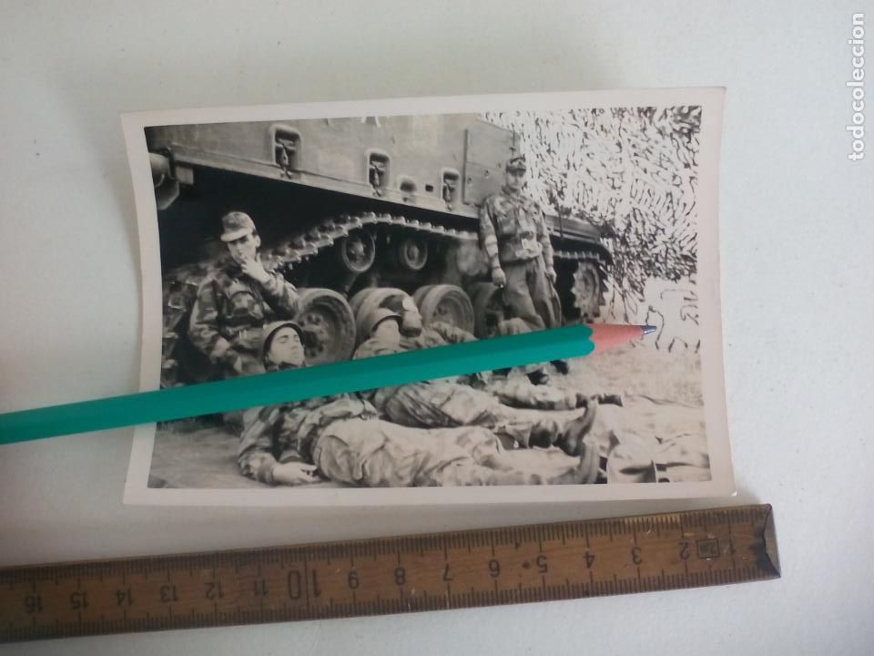 Militaria: FOTOGRAFIA. MILITAR, SOLDADOS EN TANQUECREO QUE ALEMANIA, A&Ntilde;OS 60 ?