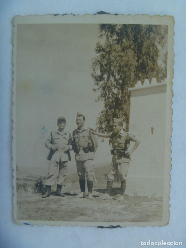 Militaria: LA LEGION : FOTO DE LEGIONARIOS, CON SAHARIANA