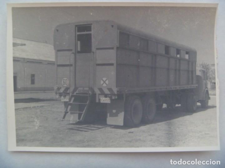 Militaria: AVIACION : FOTO DE MILITAR PARA EL TRASLADO DE TROPAS , CREO . BASE AEREA DE MORON