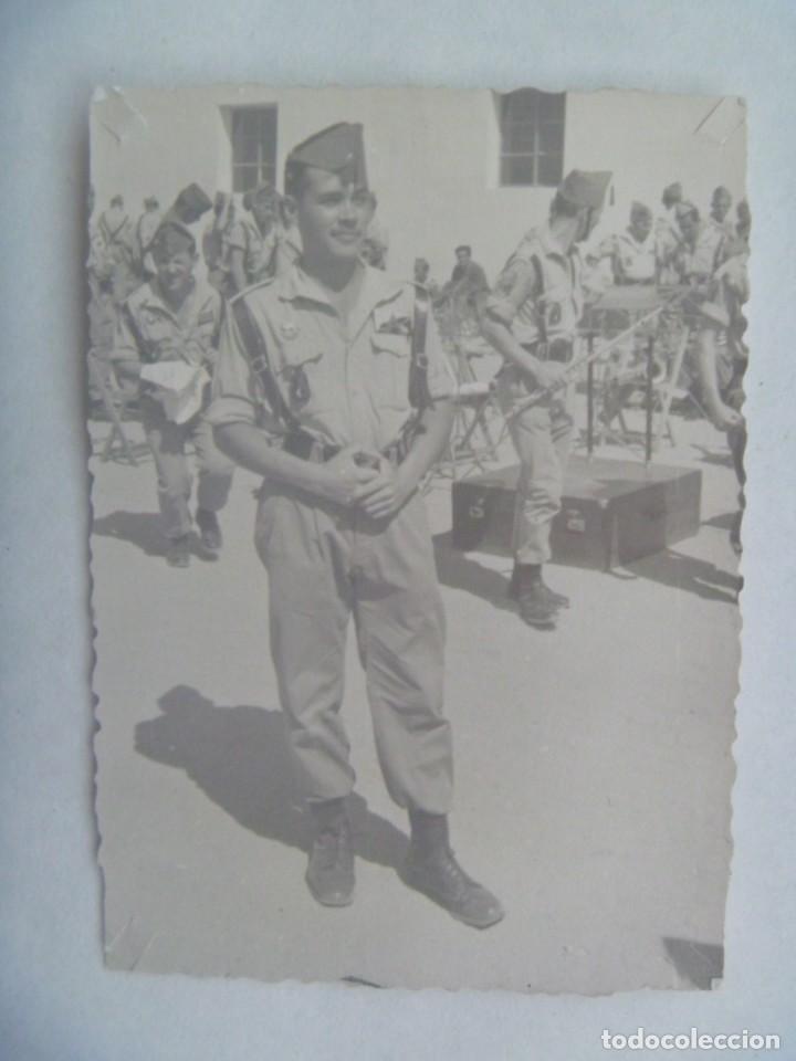 Militaria: LA LEGION : FOTO DE LEGIONARIO DE LA BANDA DE MUSICA LEGIONARIA. SAHARA