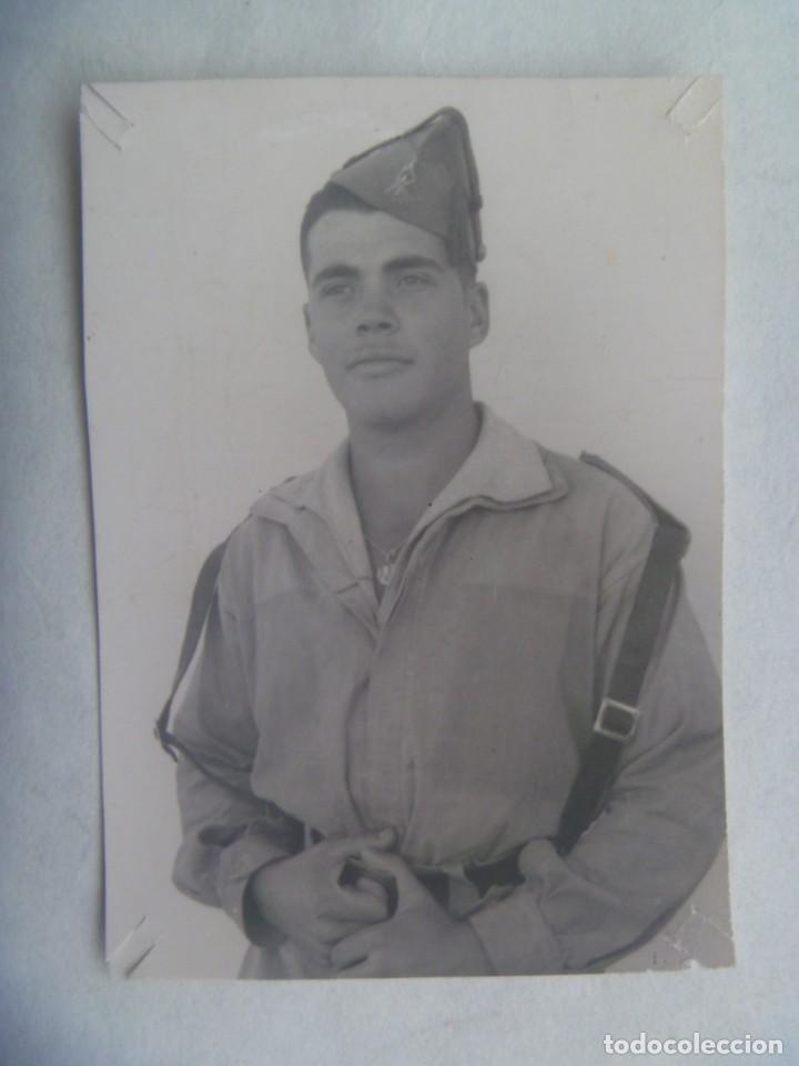 Militaria: LA LEGION : FOTO DE LEGIONARIO CON CANDORA . EL AAIUN , SAHARA