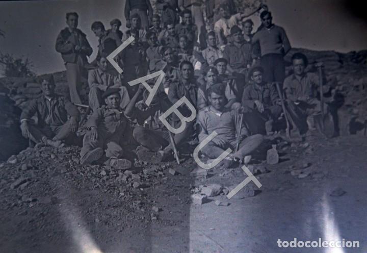 Militaria: TENIENTE DIVISI&Oacute;N AZUL CRUZ DE HIERRO NEGATIVO FOTOGRAFIA ALCAL&Aacute; DE GUADAIRA REGTO 269 C31