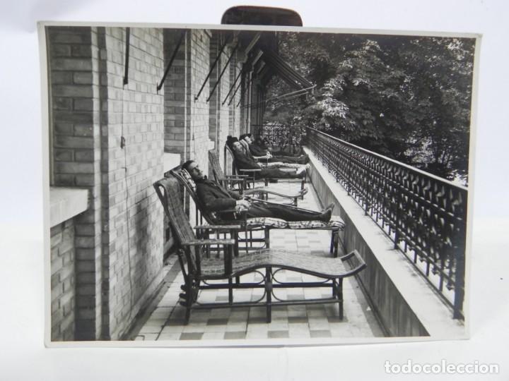 Militaria: FOTOGRAFIA DEL HOSPITAL ESPA&Ntilde;OL DE PARIS PARA LOS HERIDOS DE LA GUERRA. A&Ntilde;O 1916, CRUZ ROJA, MIDE 17